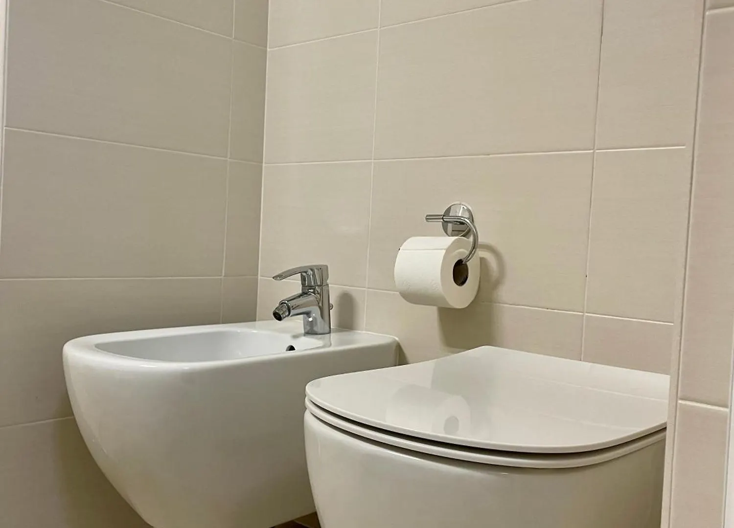 Апартаменты Casa Mario & Laura Ferienwohnungen Free Wi-Fi Parking Мальчезине Италия