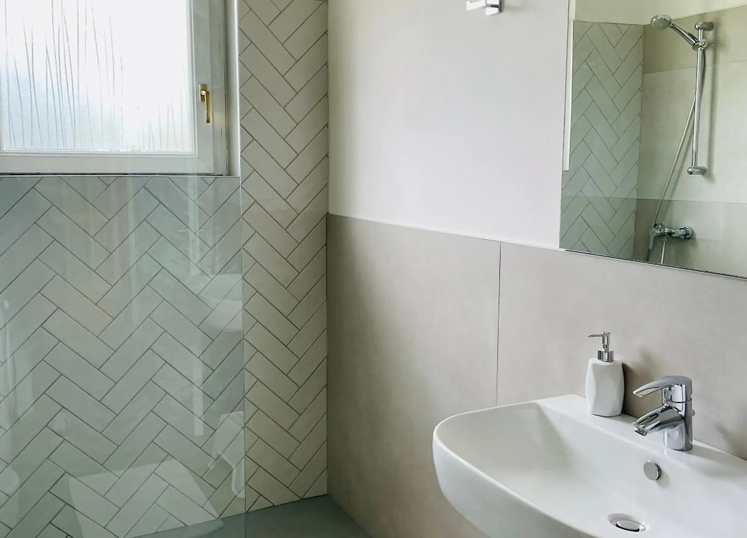Апартаменты Casa Mario & Laura Ferienwohnungen Free Wi-Fi Parking Мальчезине Италия