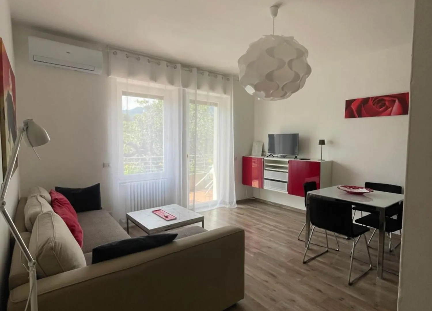 Apartment Casa Mario & Laura Ferienwohnungen Free Wi-Fi Parking Malcesine Italy